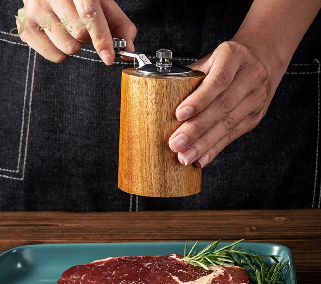 Salt/ Pepper Grinder